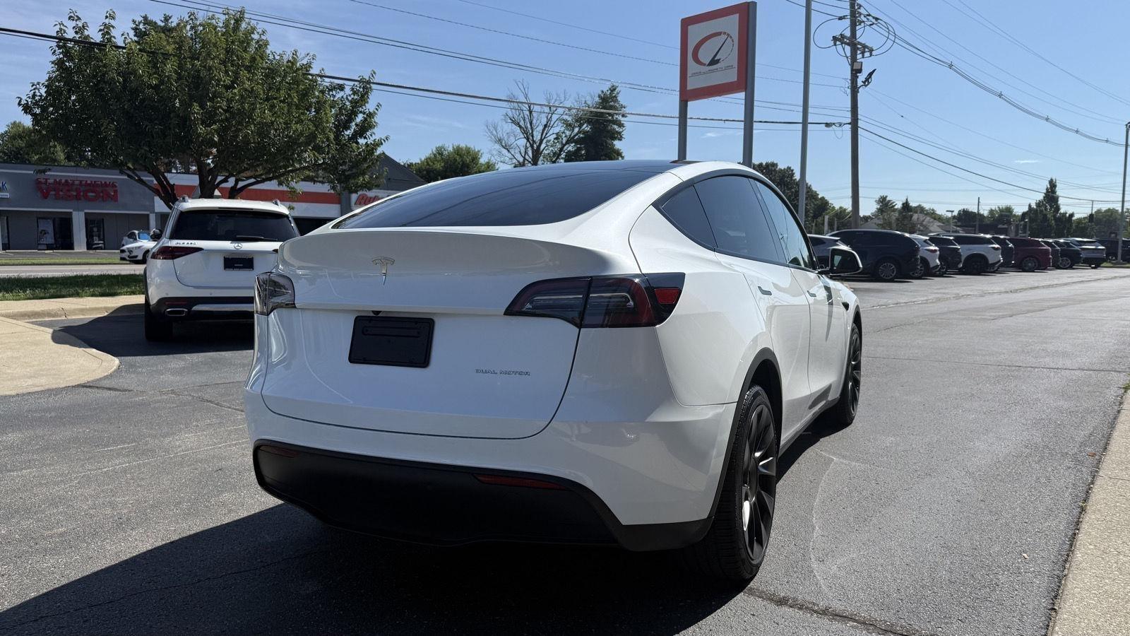Tesla Model Y Long Range 2023