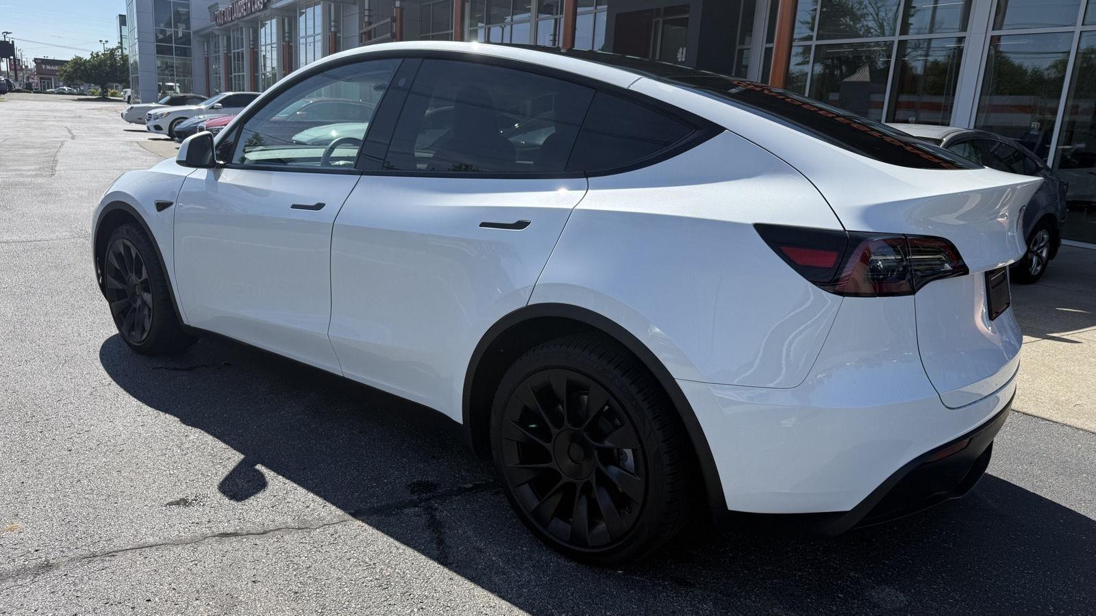Tesla Model Y Long Range 2023