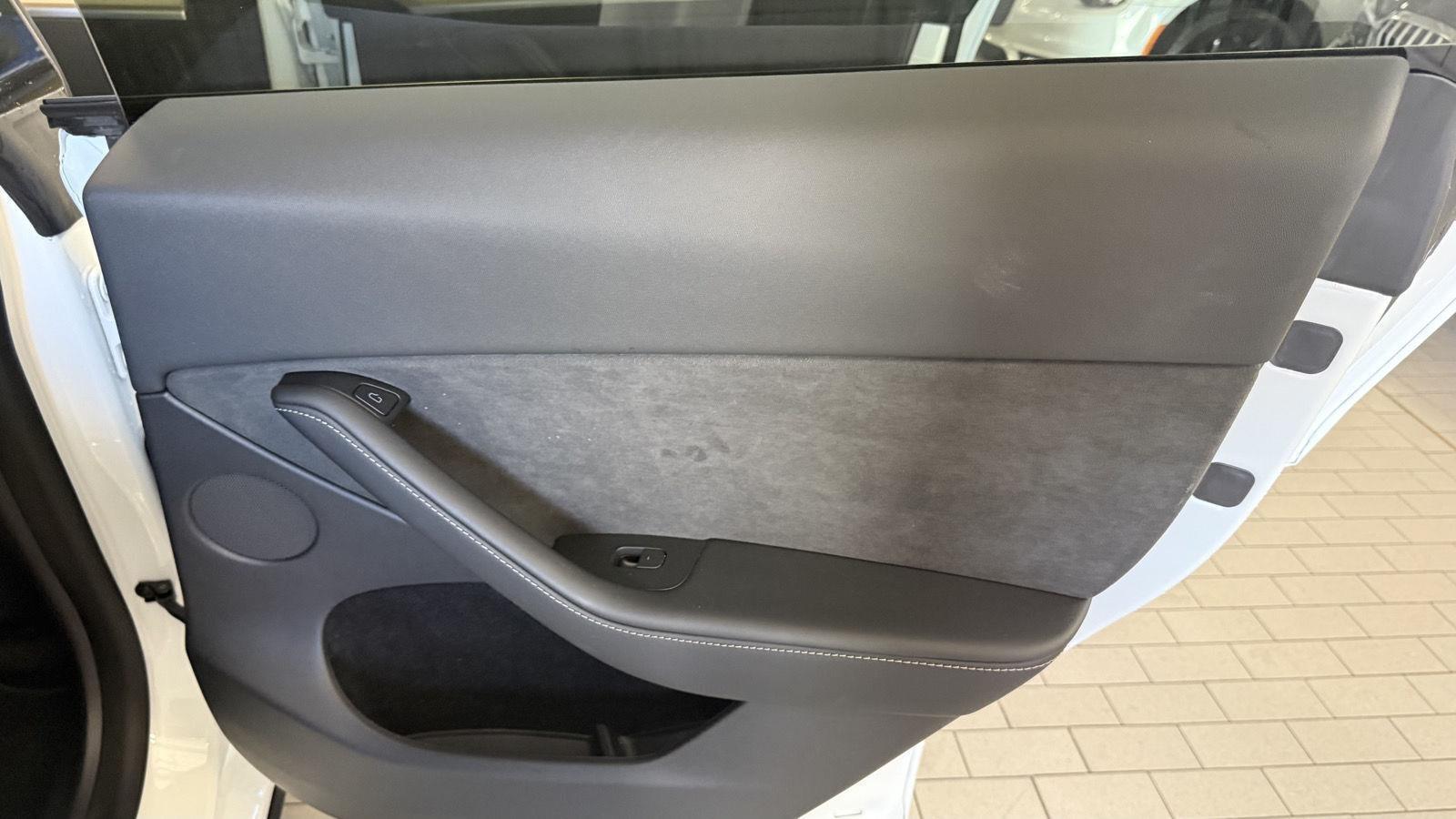 Tesla Model Y Long Range 2023