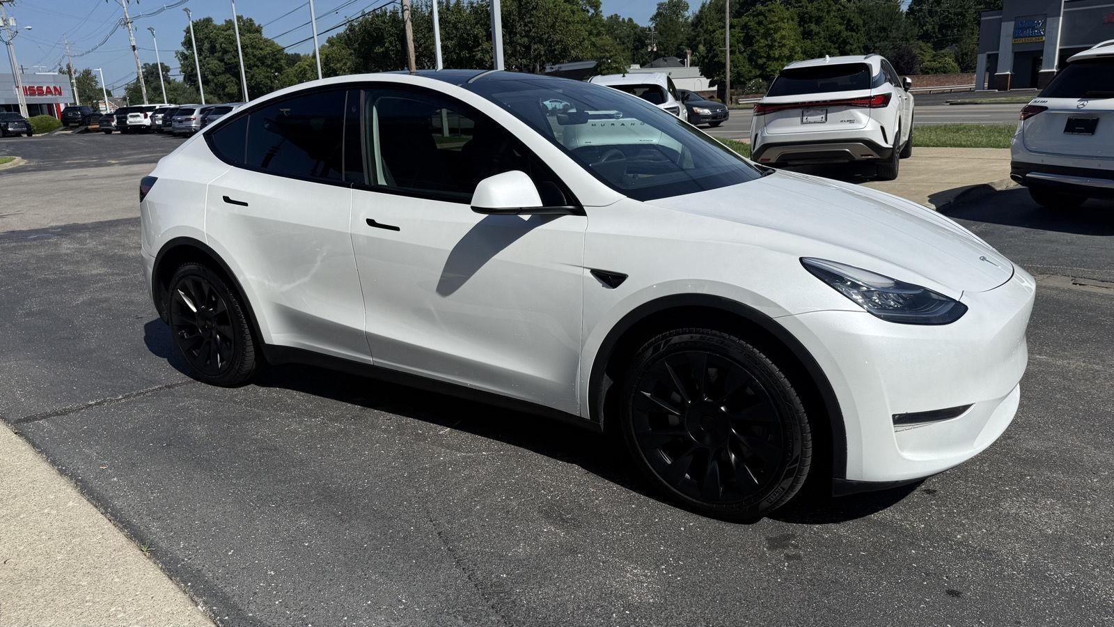 Tesla Model Y Long Range 2023