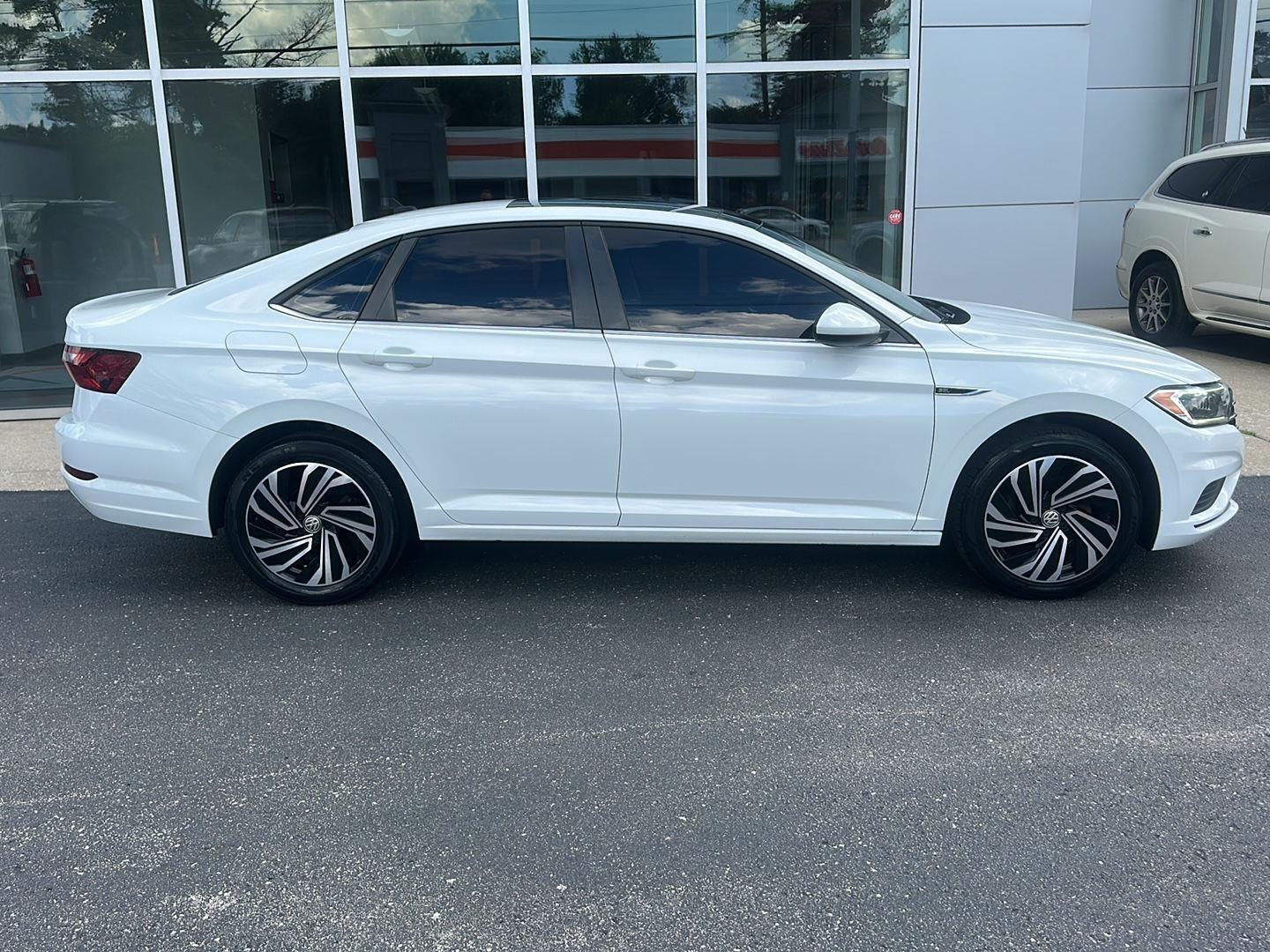 Volkswagen Jetta 1.4T SEL 8A 2020