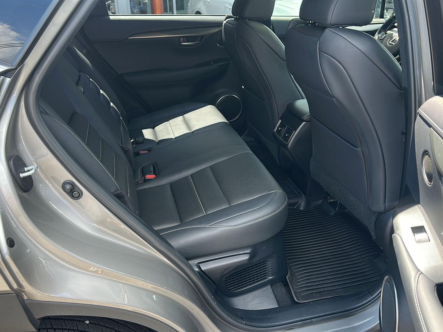 Lexus NX 300 F SPORT AWD 2020