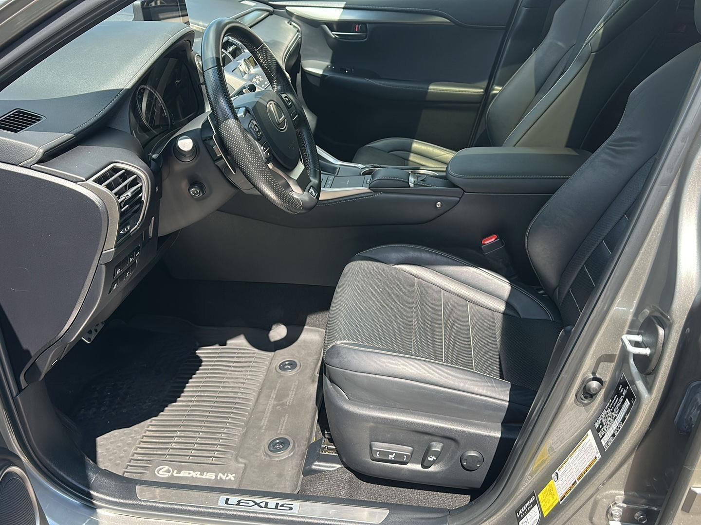 Lexus NX 300 F SPORT AWD 2020