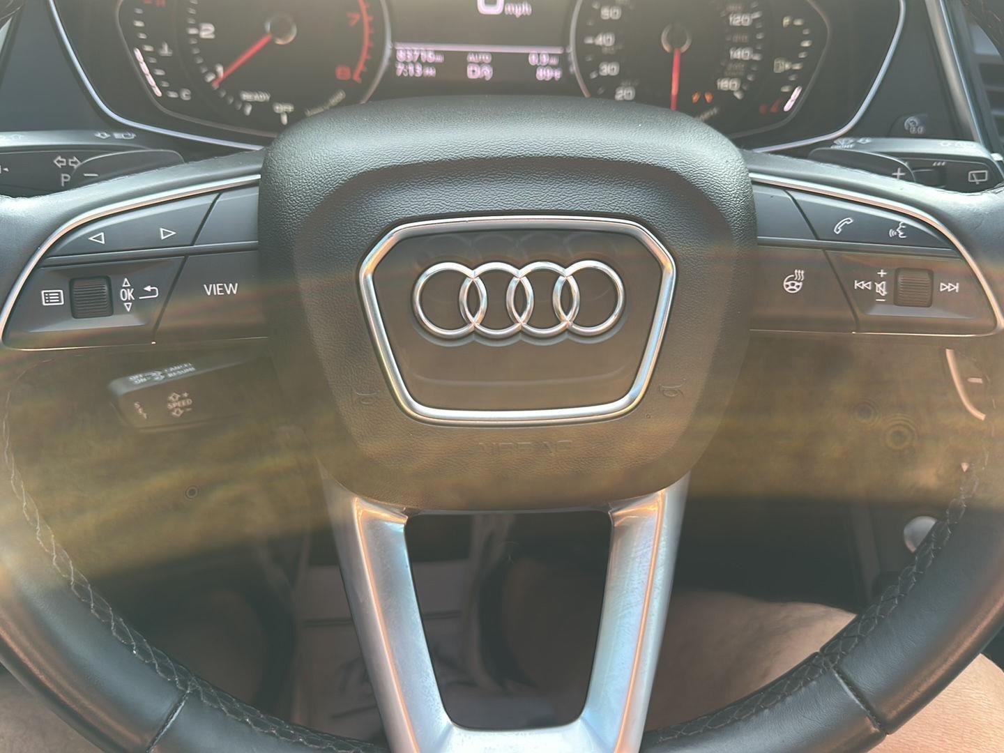 Audi Q5 2.0T Premium quattro 2021