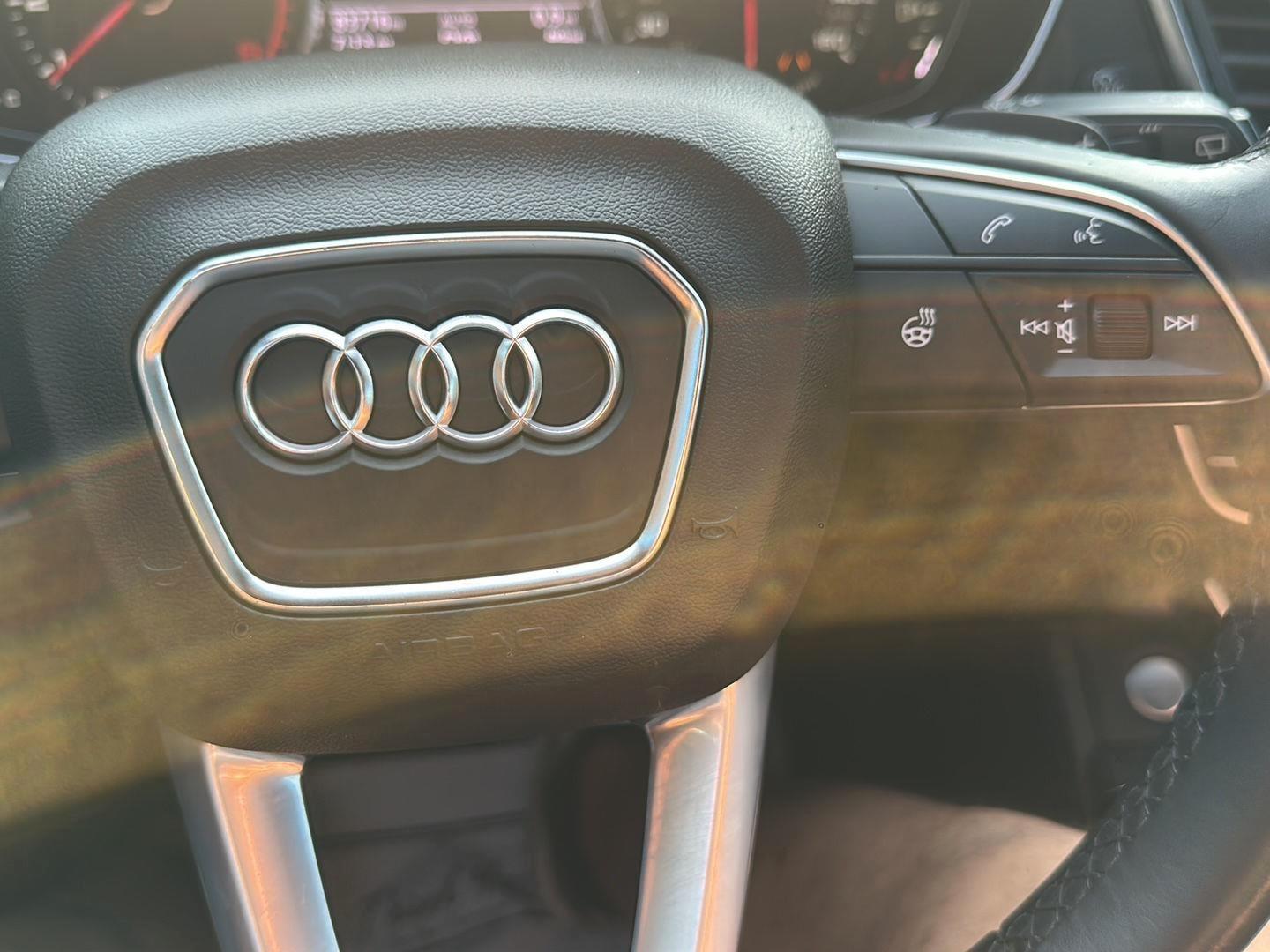 Audi Q5 2.0T Premium quattro 2021