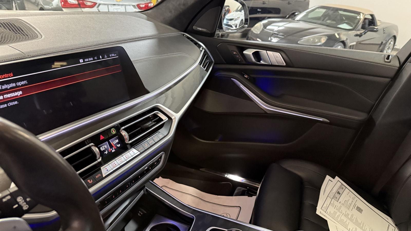 BMW X7 M50i 2020