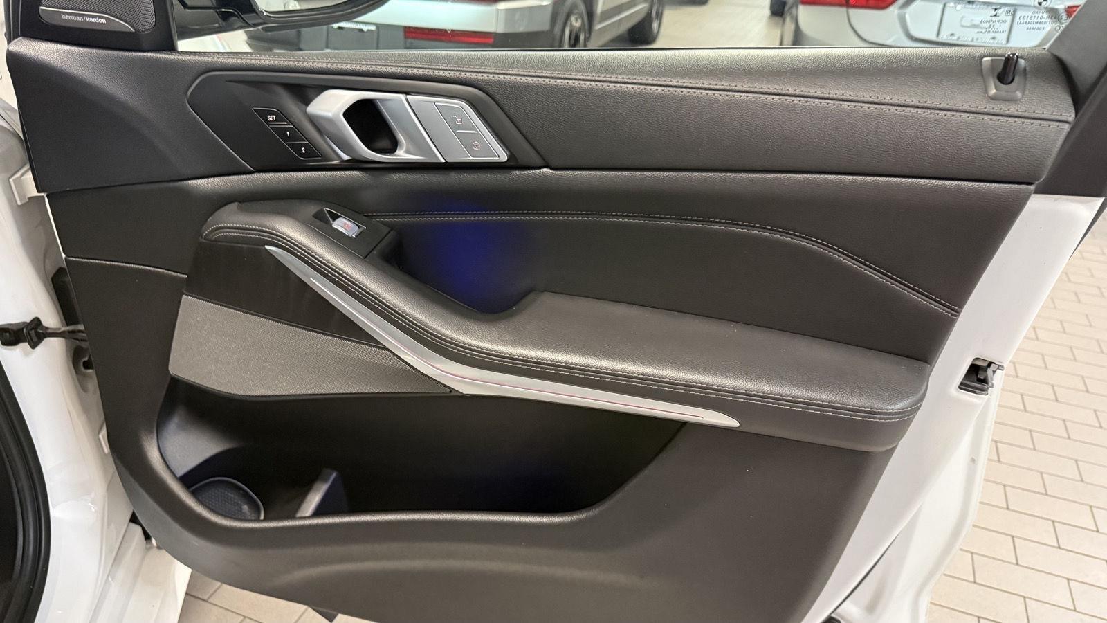 BMW X7 M50i 2020