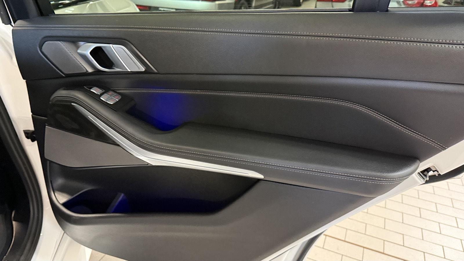 BMW X7 M50i 2020
