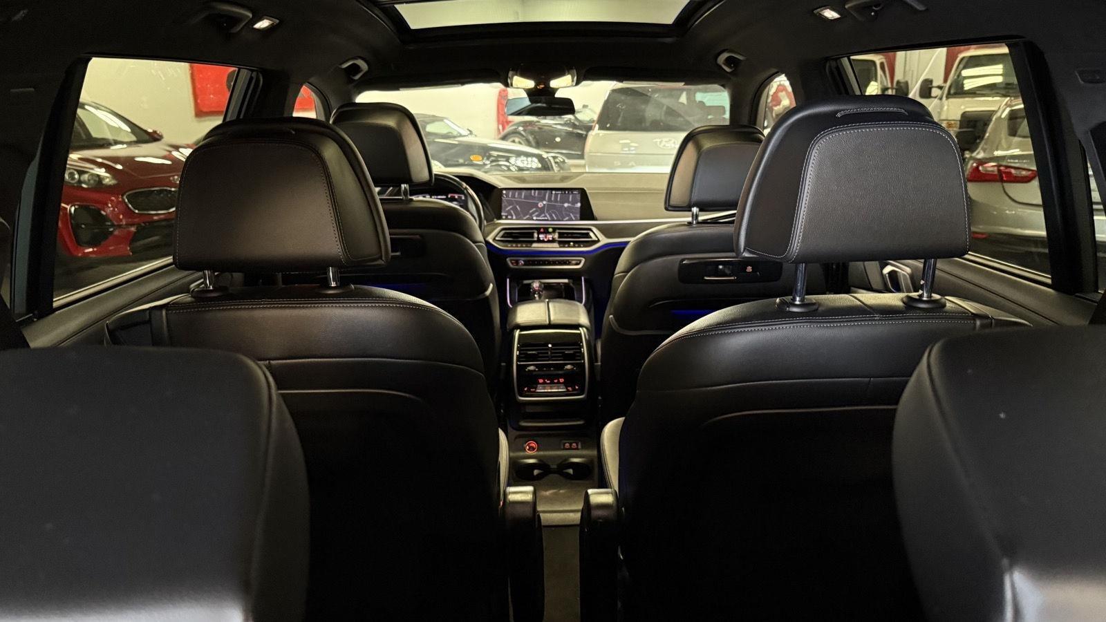 BMW X7 M50i 2020