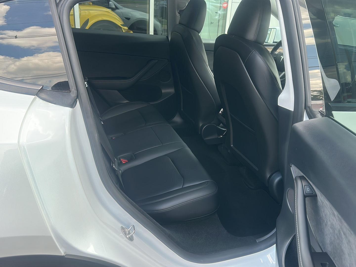 Tesla Model Y Performance 2024