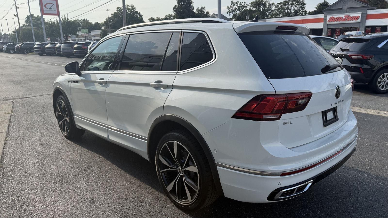 Volkswagen Tiguan SEL R-Line 4MOTION 2023
