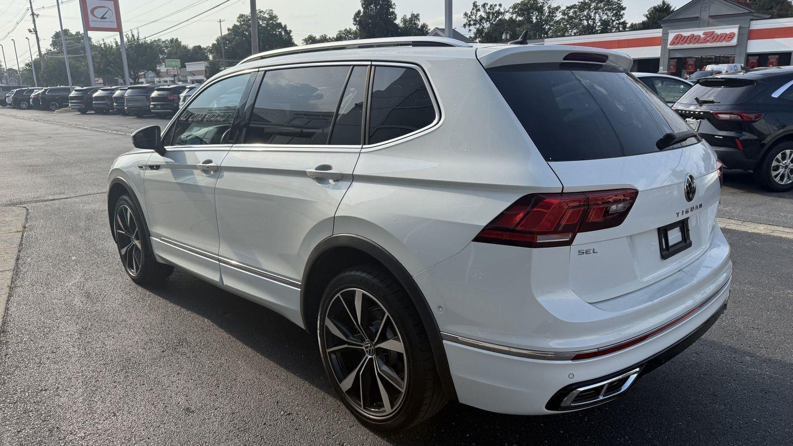 Volkswagen Tiguan SEL R-Line 4MOTION 2023