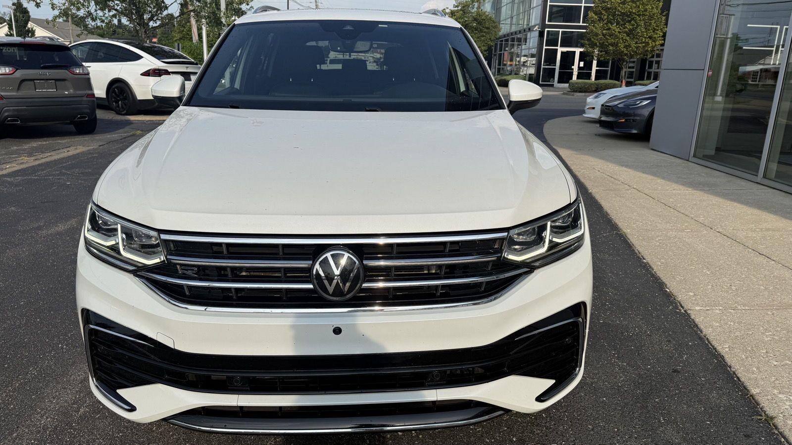 Volkswagen Tiguan SEL R-Line 4MOTION 2023