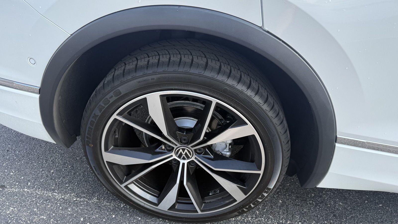 Volkswagen Tiguan SEL R-Line 4MOTION 2023