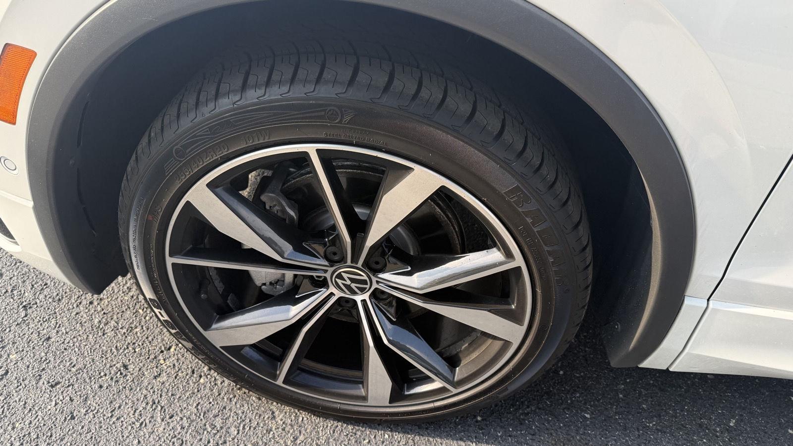 Volkswagen Tiguan SEL R-Line 4MOTION 2023