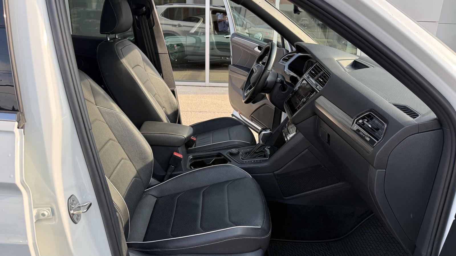 Volkswagen Tiguan SEL R-Line 4MOTION 2023