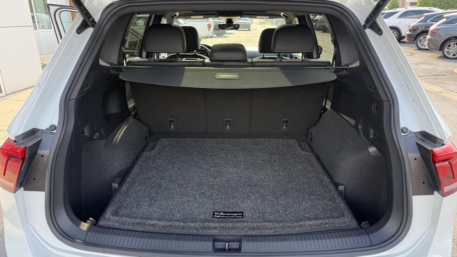 Volkswagen Tiguan SEL R-Line 4MOTION 2023