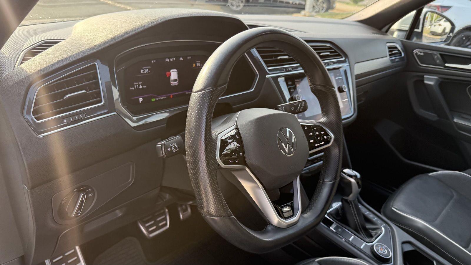 Volkswagen Tiguan SEL R-Line 4MOTION 2023