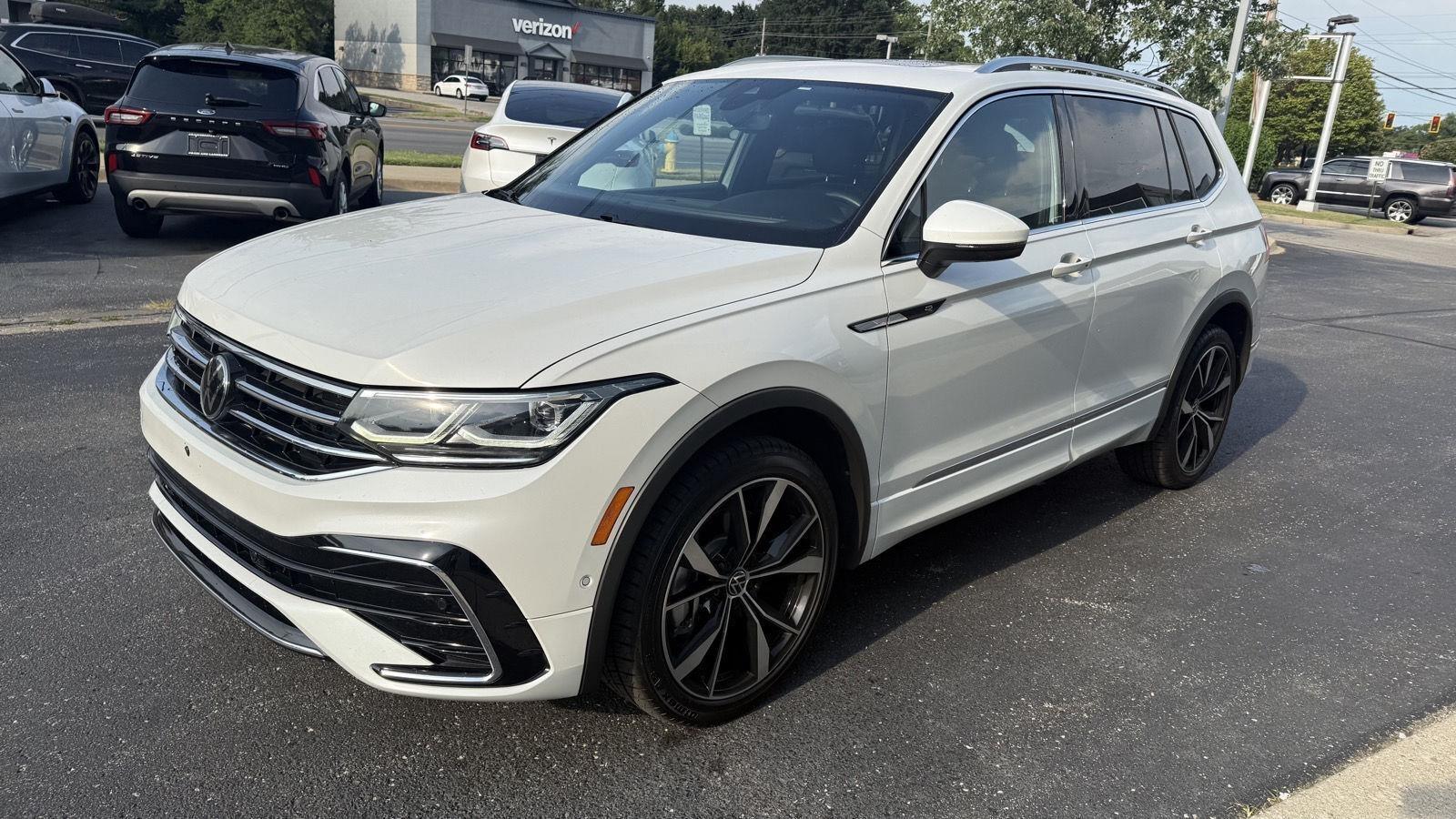 Volkswagen Tiguan SEL R-Line 4MOTION 2023