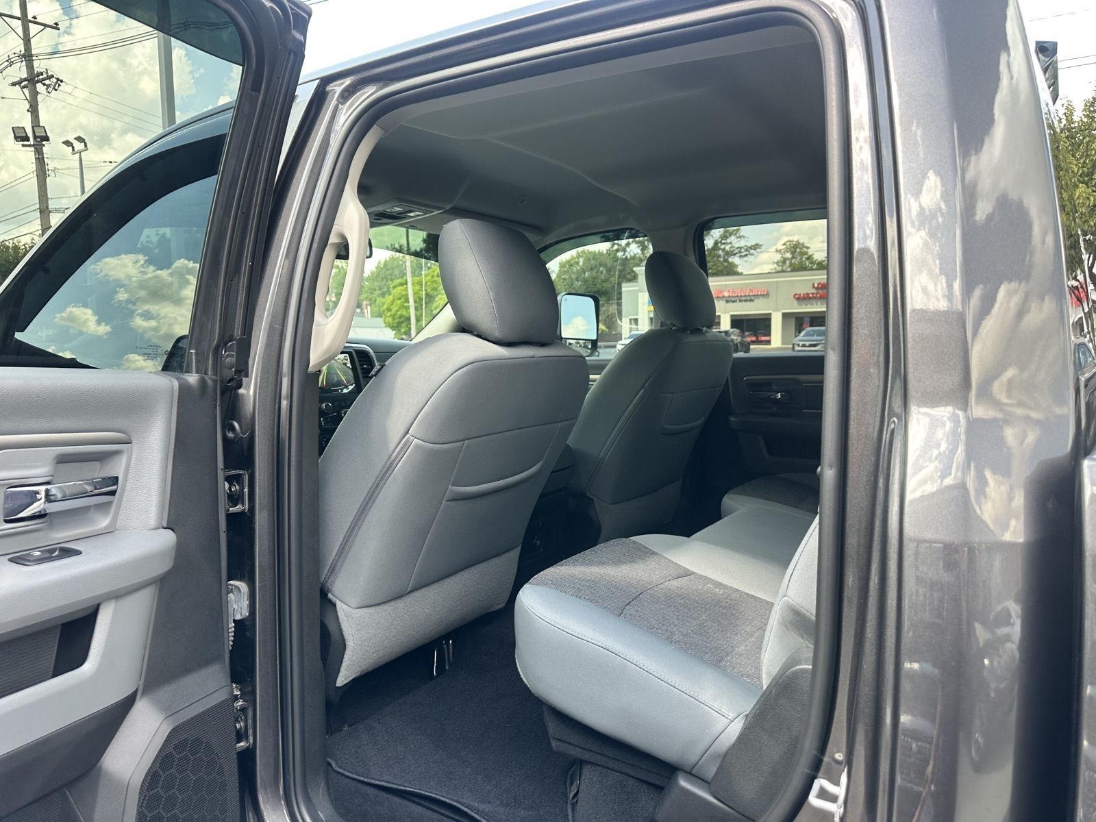 RAM 2500 SLT Crew Cab SWB 4WD 2018