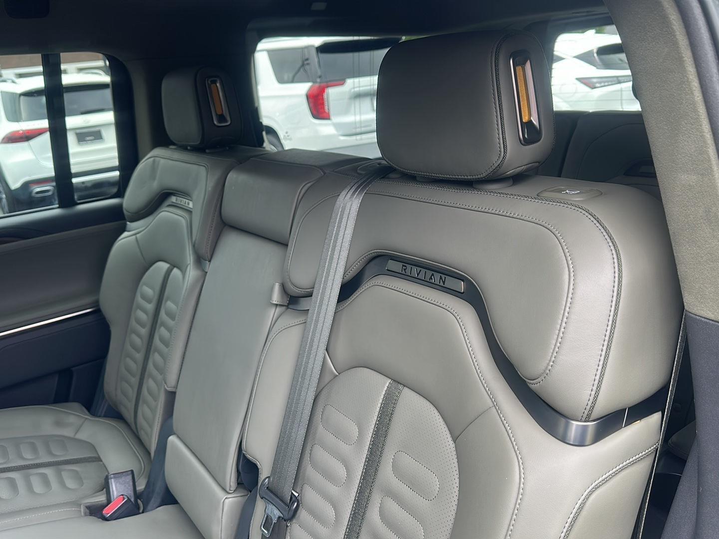 Rivian R1S Launch Edition 2022