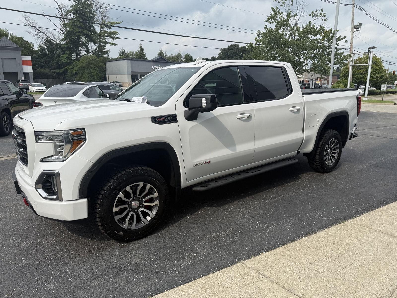 GMC Sierra 1500 AT4 Crew Cab Long Box 4WD 2019