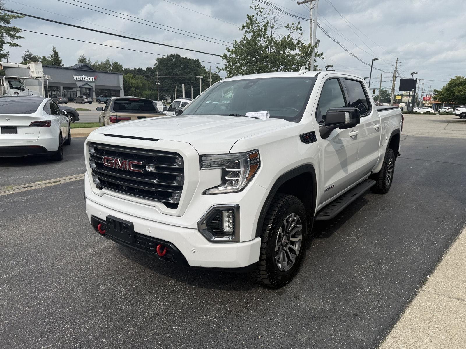 GMC Sierra 1500 AT4 Crew Cab Long Box 4WD 2019
