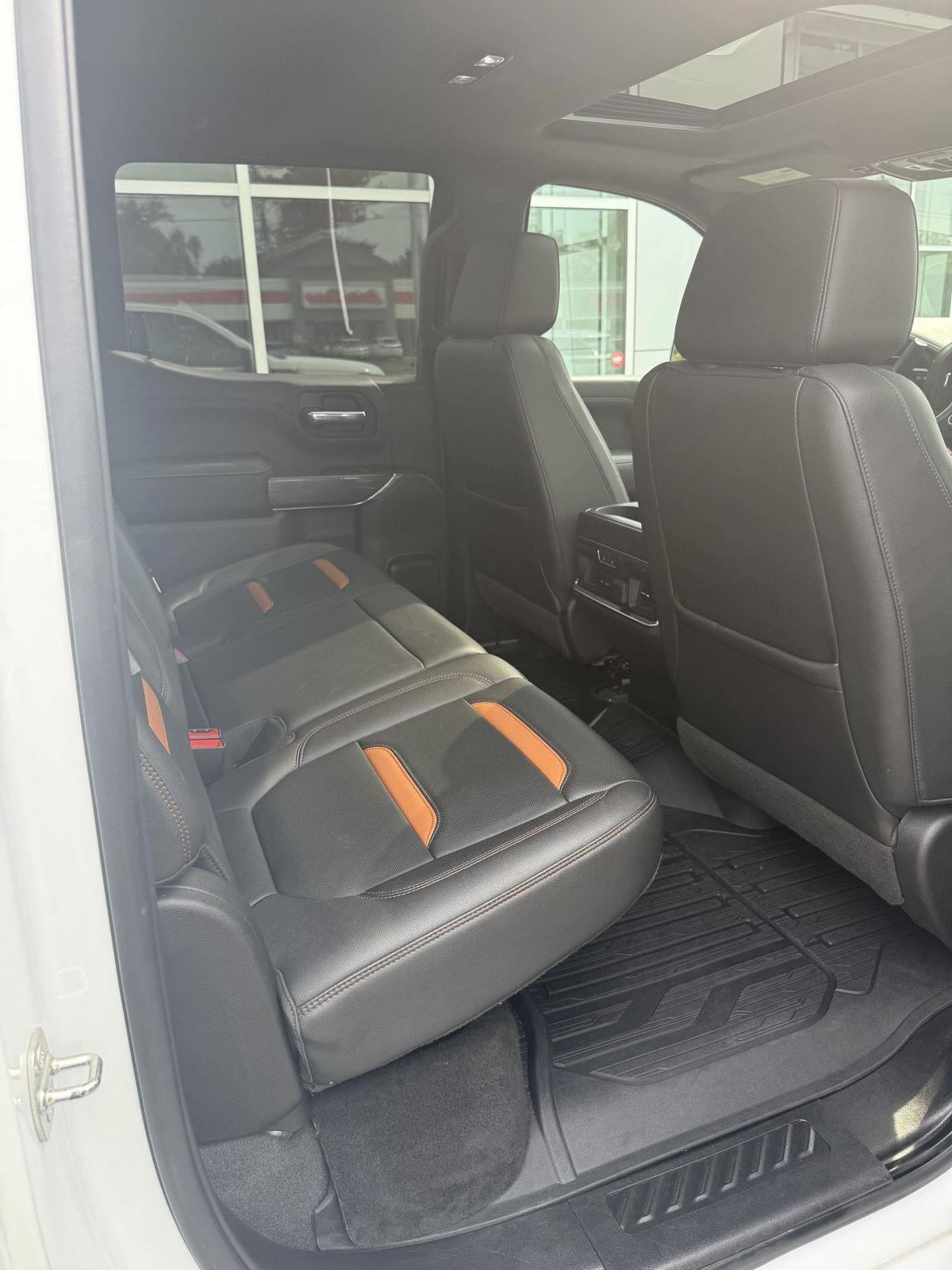 GMC Sierra 1500 AT4 Crew Cab Long Box 4WD 2019
