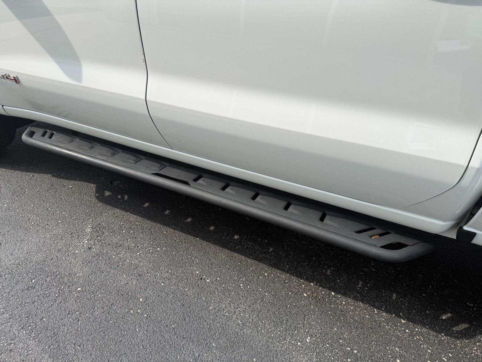 GMC Sierra 1500 AT4 Crew Cab Long Box 4WD 2019