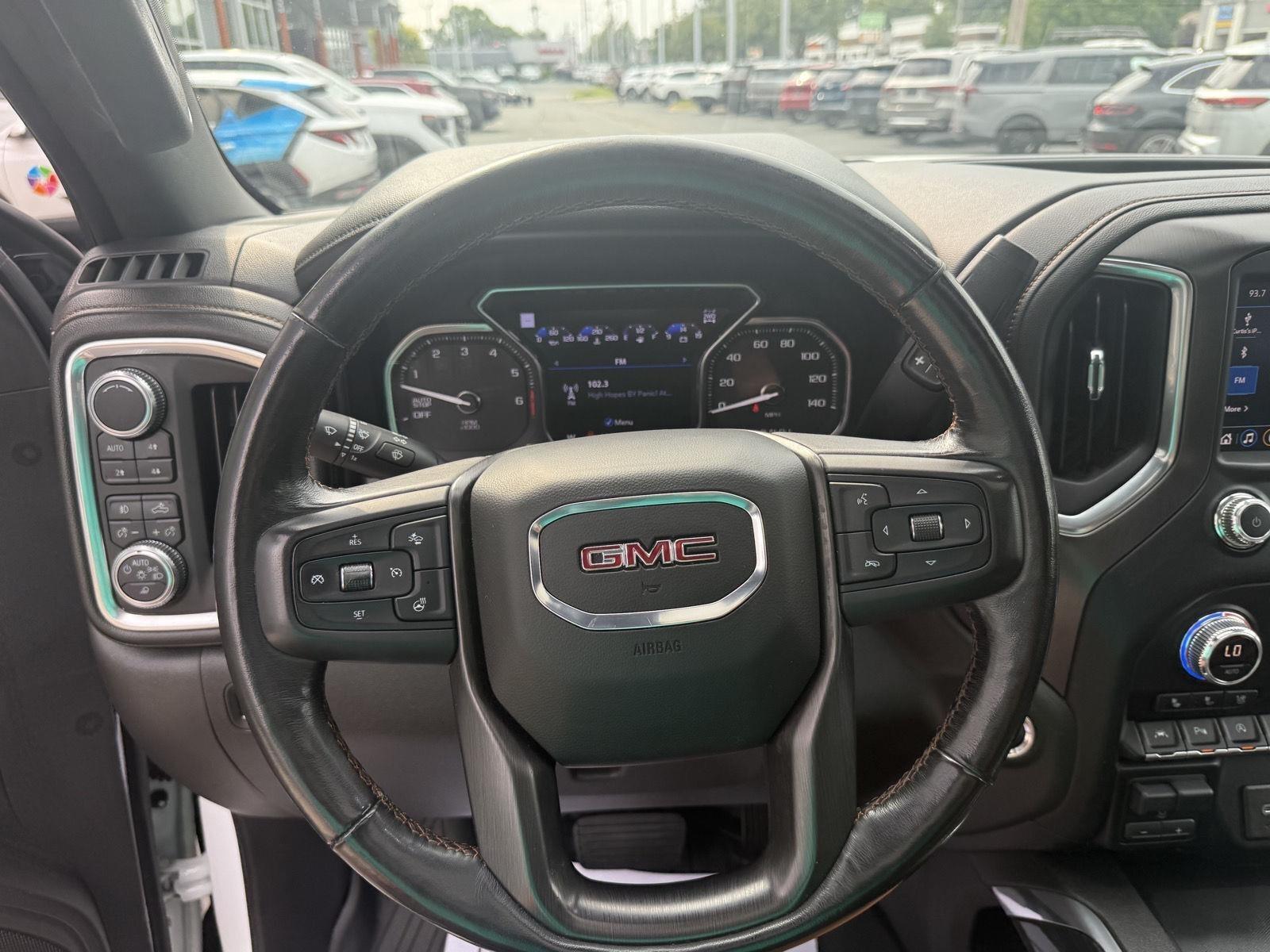 GMC Sierra 1500 AT4 Crew Cab Long Box 4WD 2019
