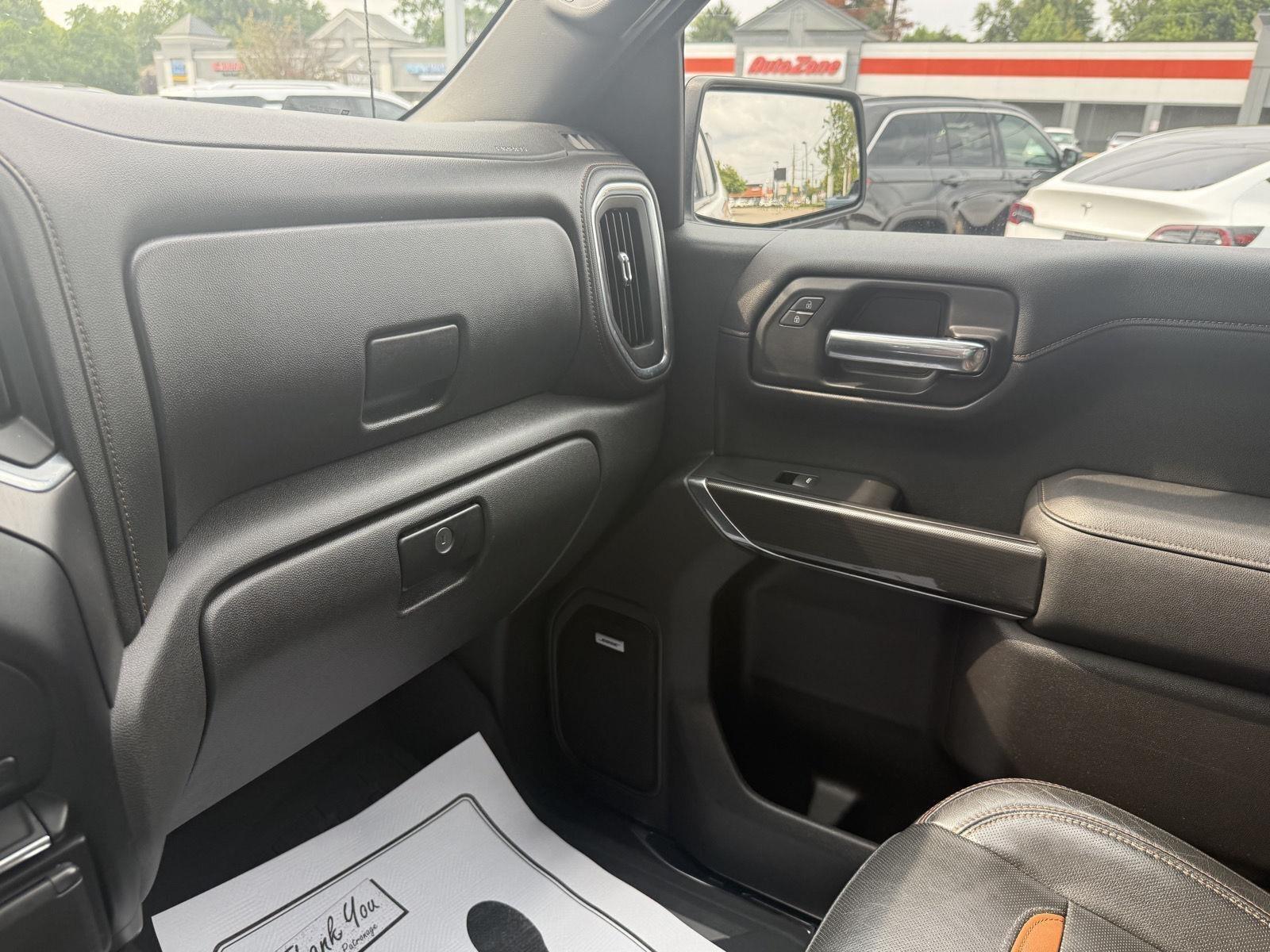 GMC Sierra 1500 AT4 Crew Cab Long Box 4WD 2019