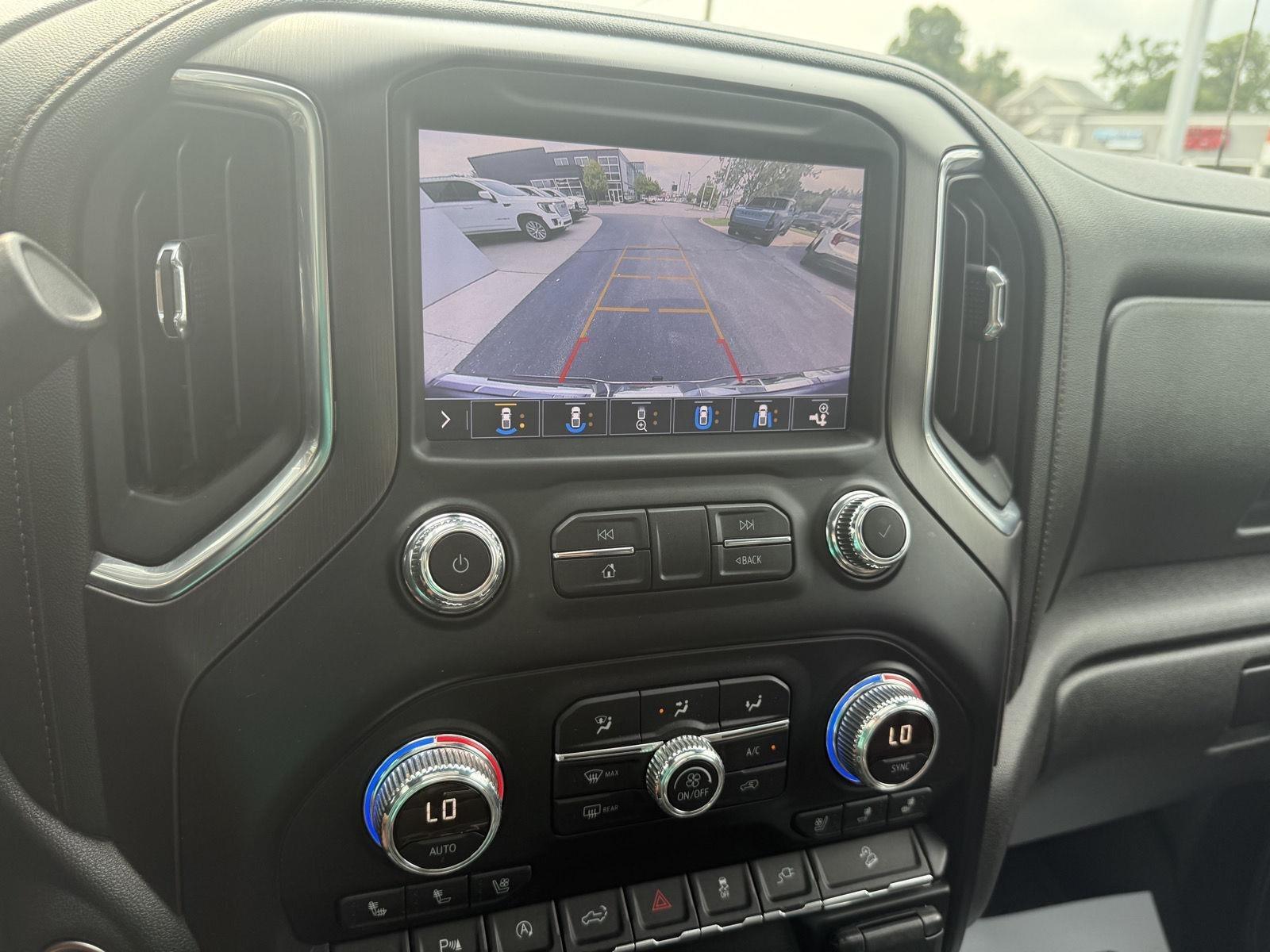 GMC Sierra 1500 AT4 Crew Cab Long Box 4WD 2019