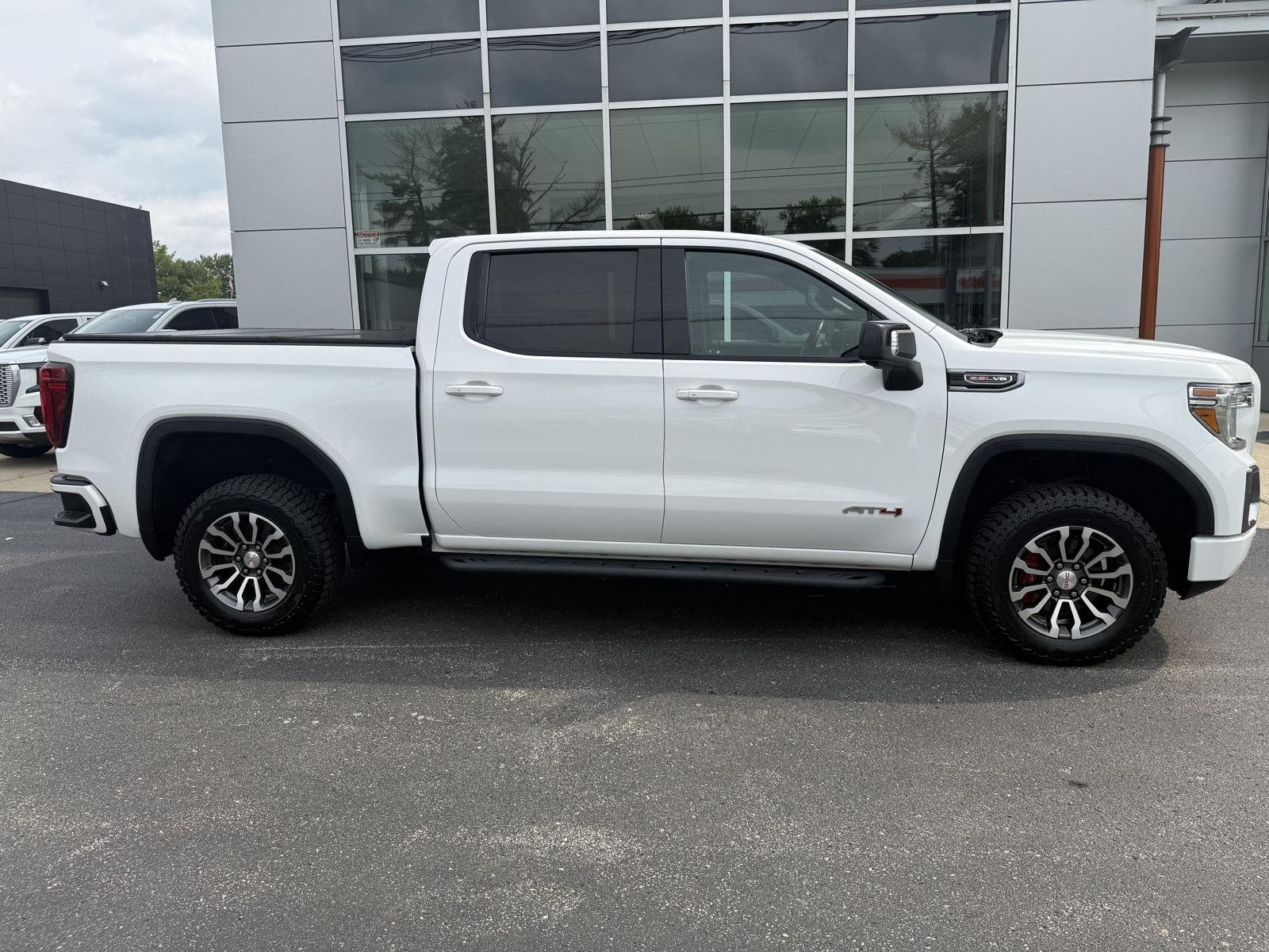 GMC Sierra 1500 AT4 Crew Cab Long Box 4WD 2019