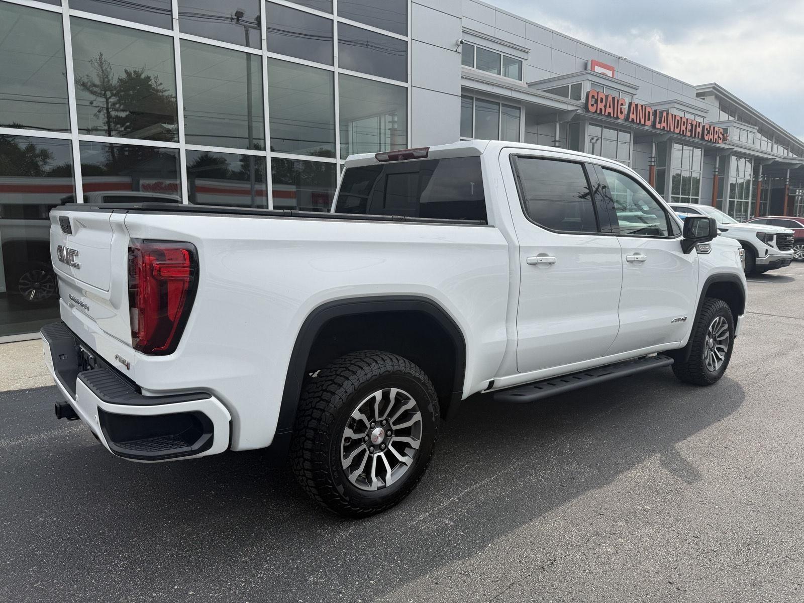 GMC Sierra 1500 AT4 Crew Cab Long Box 4WD 2019
