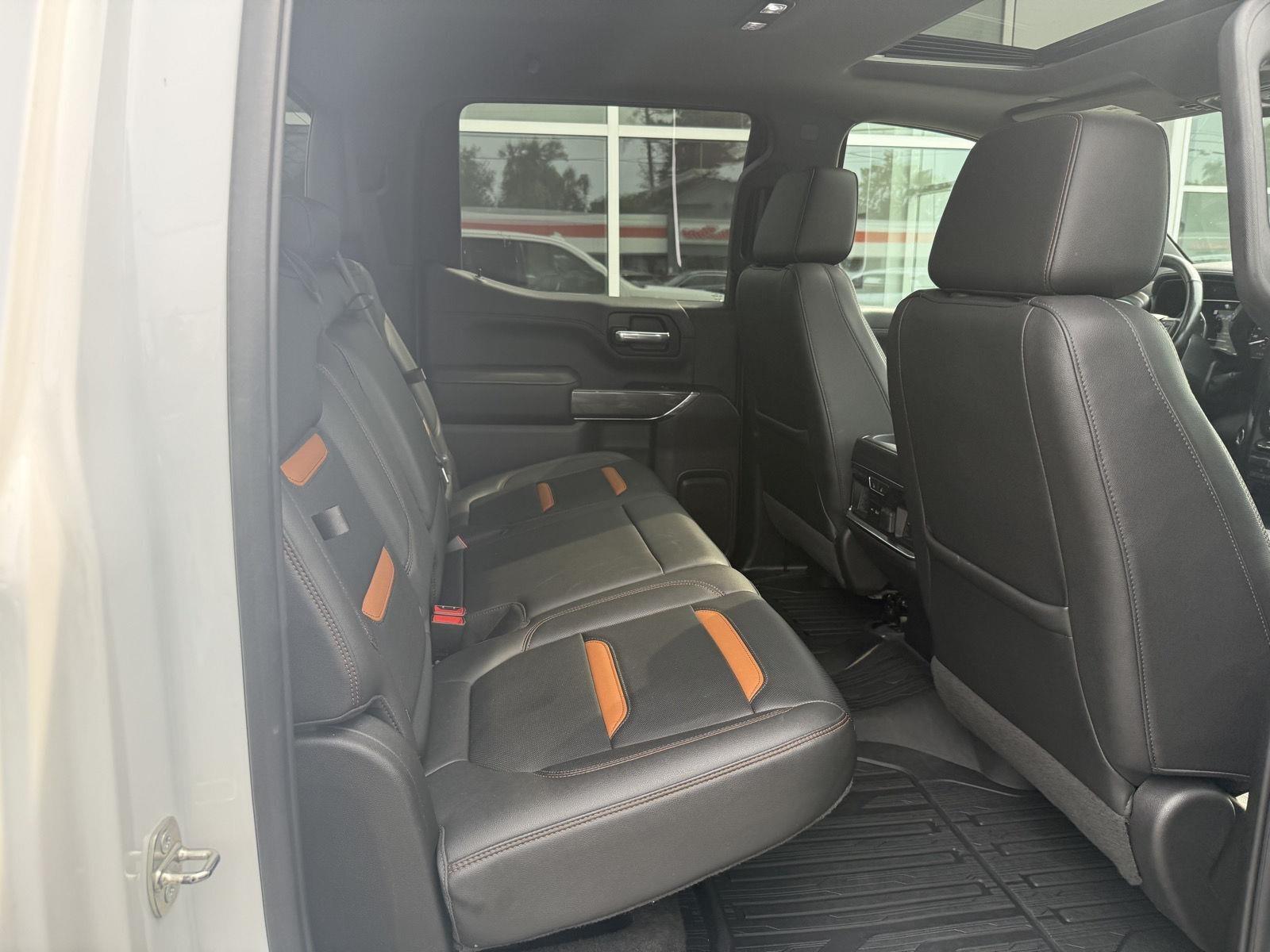 GMC Sierra 1500 AT4 Crew Cab Long Box 4WD 2019