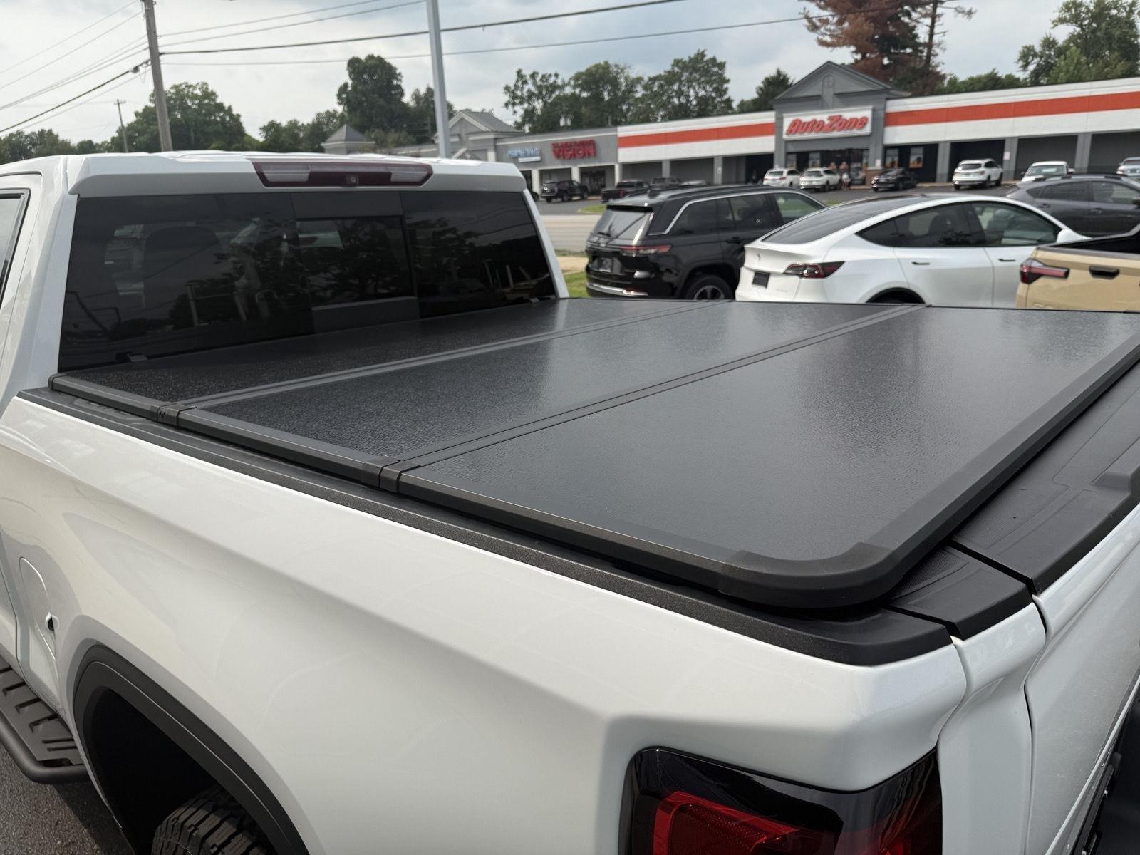 GMC Sierra 1500 AT4 Crew Cab Long Box 4WD 2019