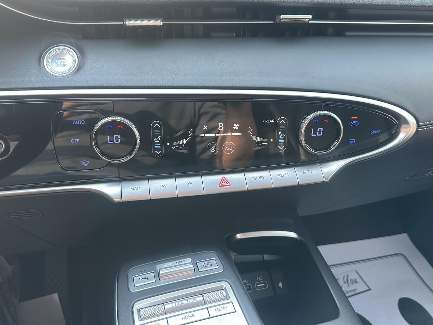 Genesis GV70 2.5T 2022