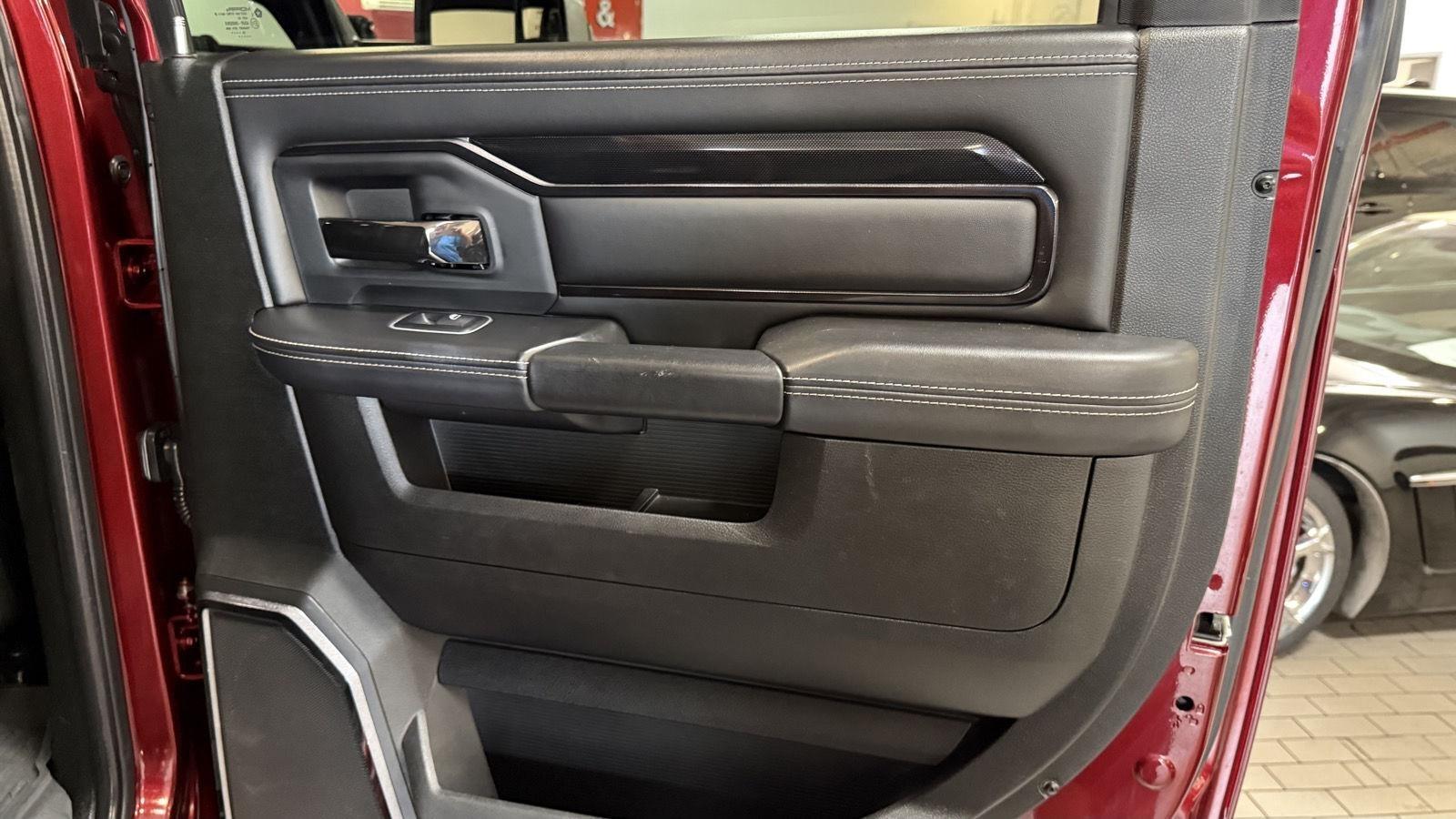 RAM 2500 Power Wagon Crew Cab SWB 4WD 2022