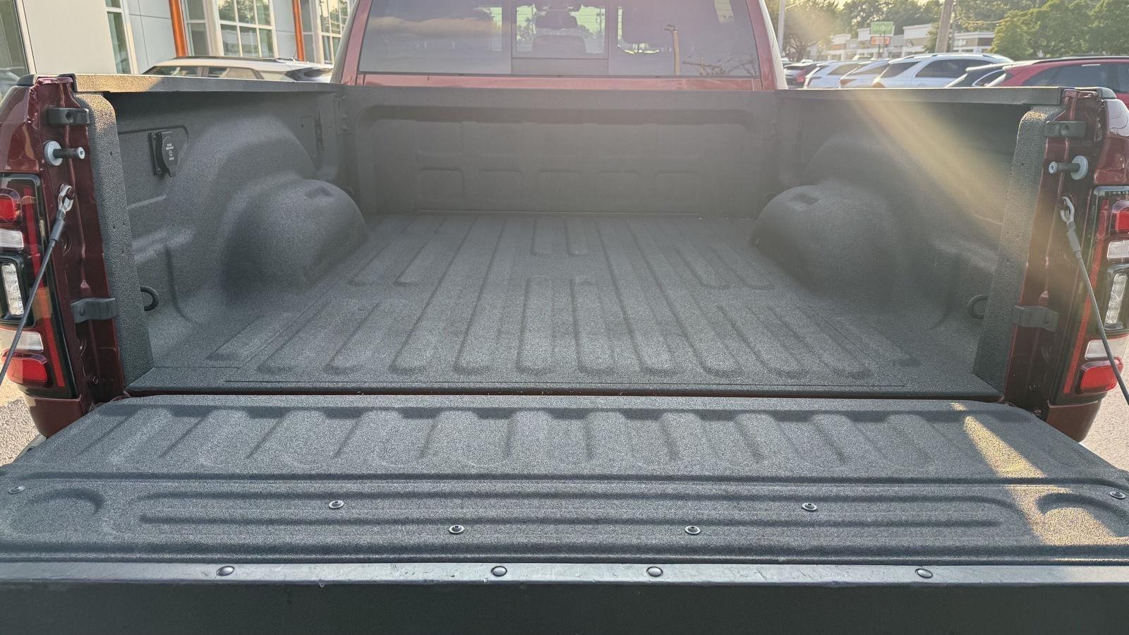 RAM 2500 Power Wagon Crew Cab SWB 4WD 2022