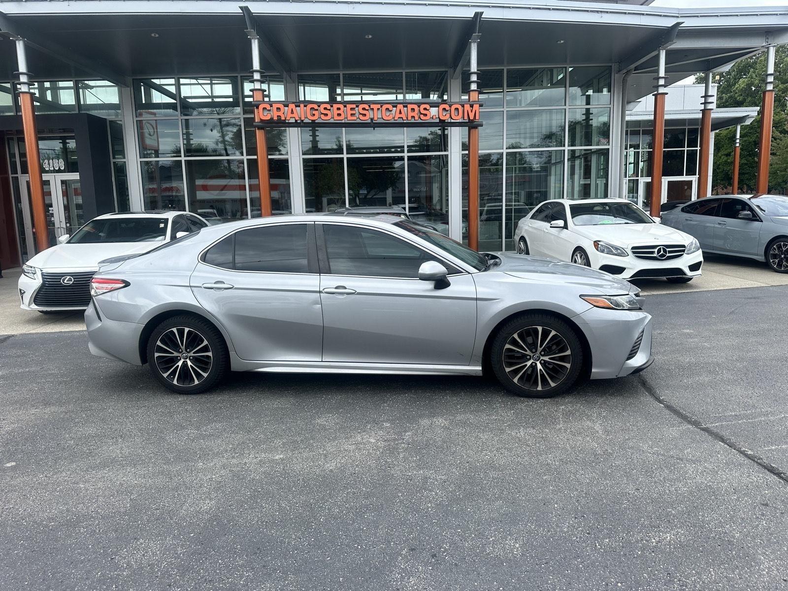 Toyota Camry SE 2018