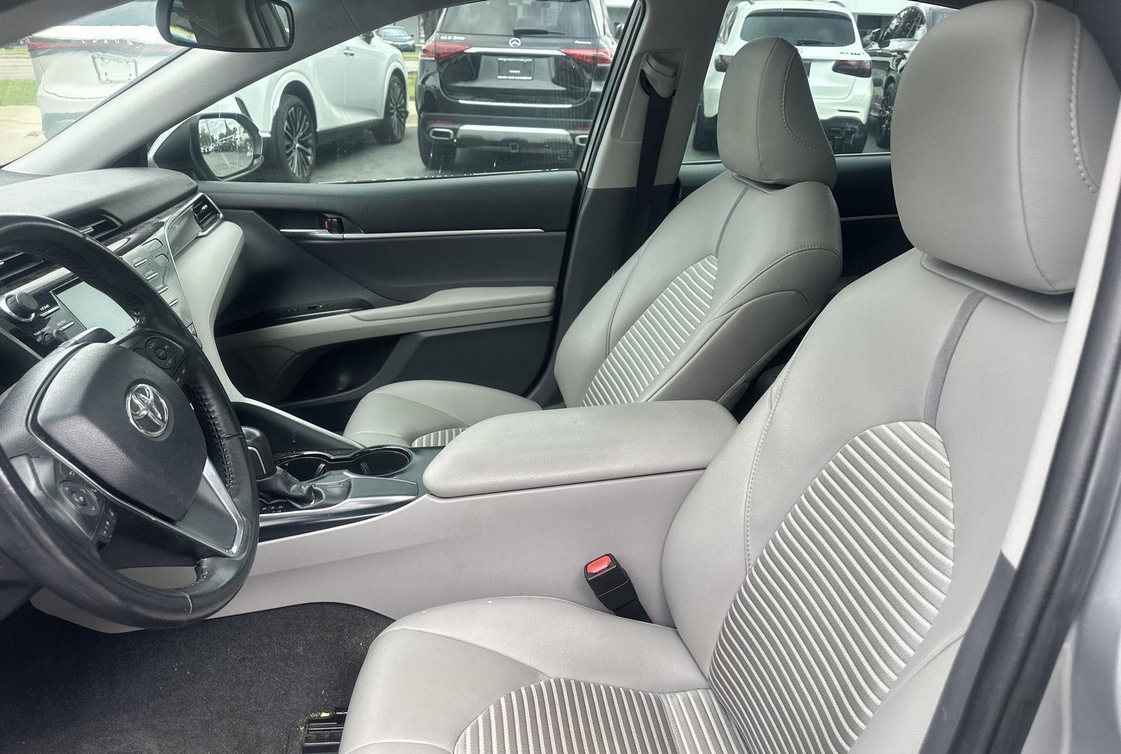 Toyota Camry SE 2018