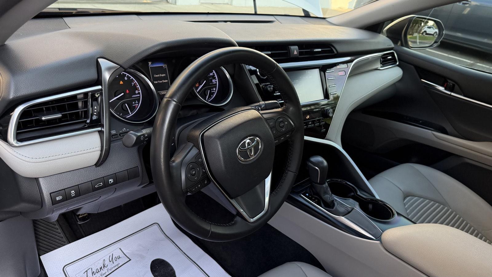 Toyota Camry SE 2018