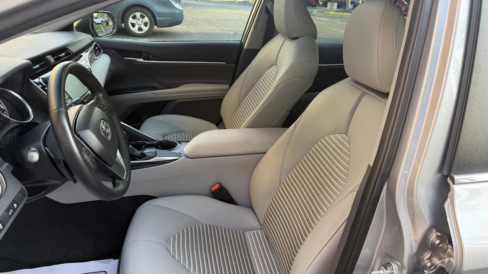 Toyota Camry SE 2018