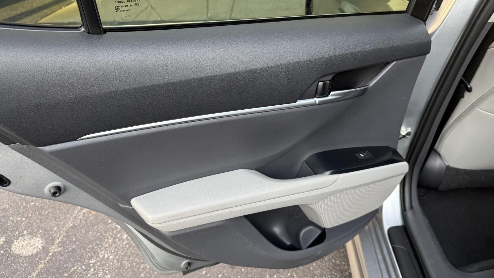 Toyota Camry SE 2018