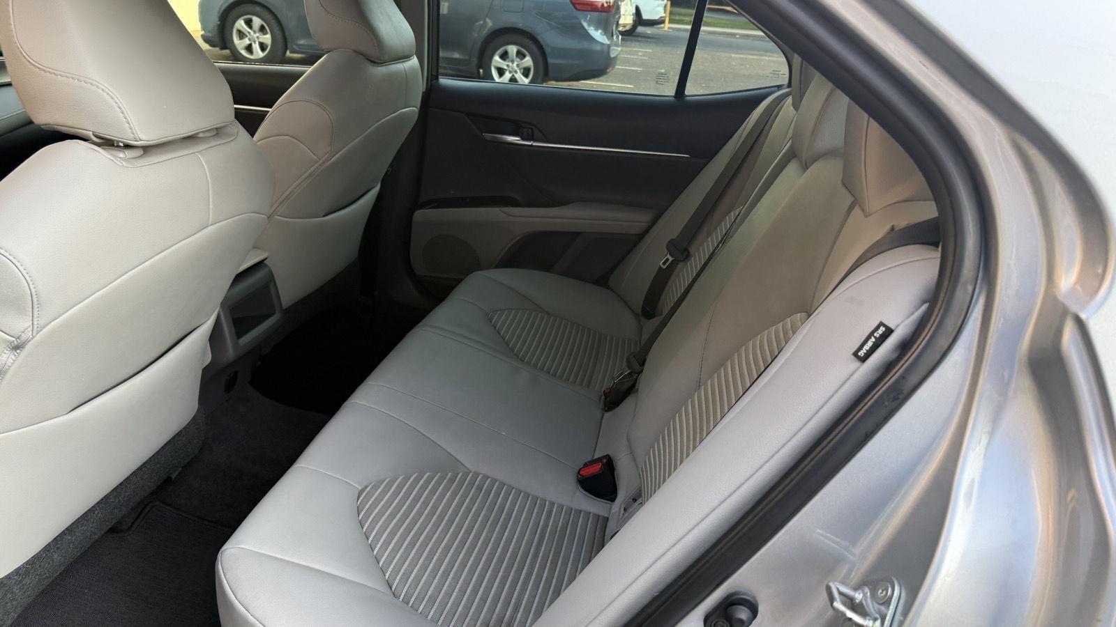 Toyota Camry SE 2018