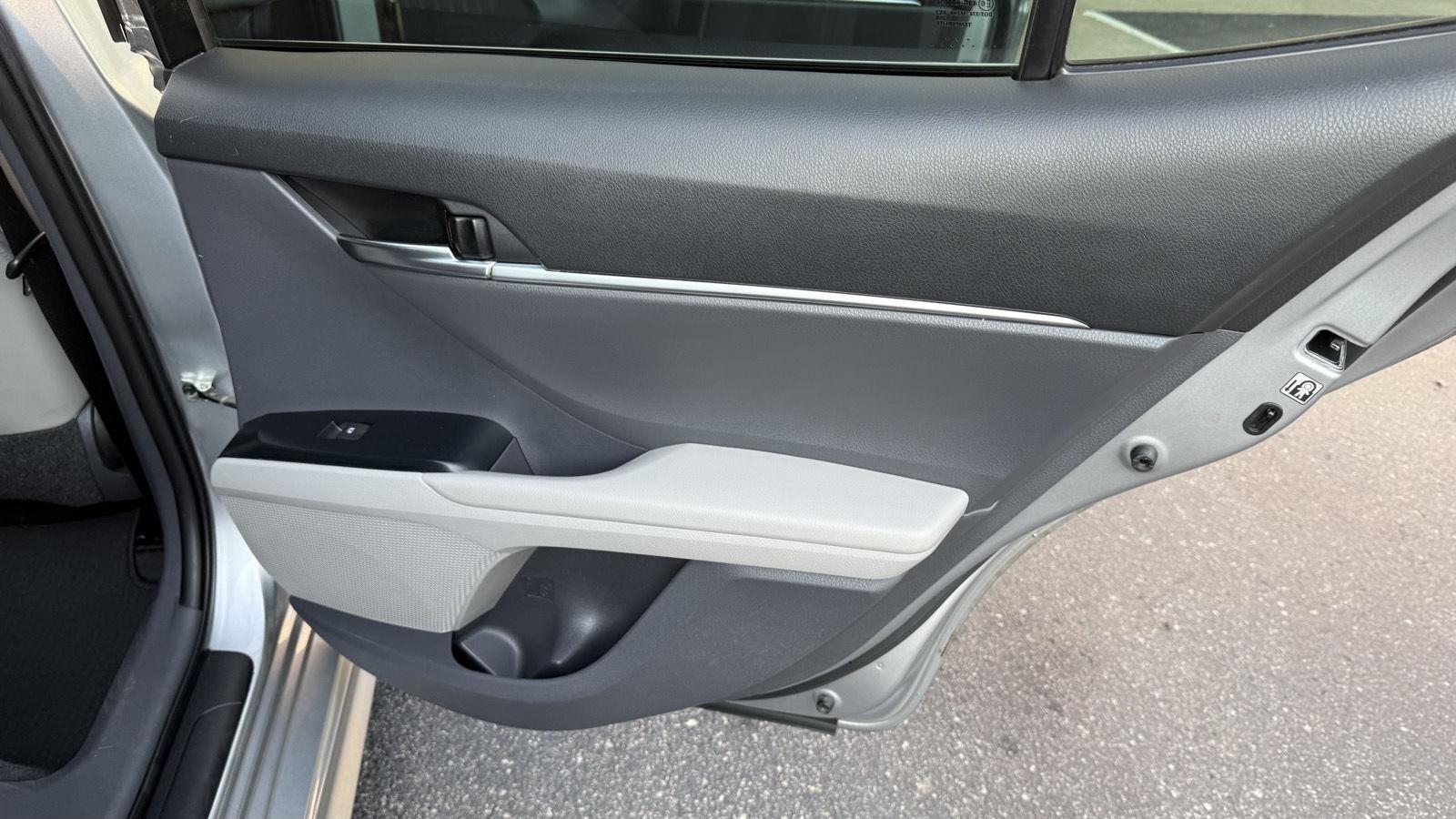 Toyota Camry SE 2018