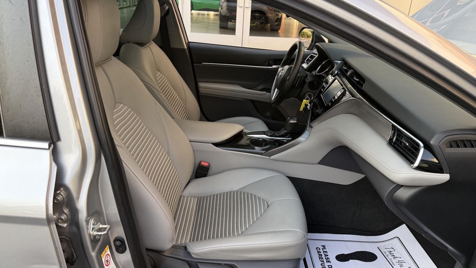 Toyota Camry SE 2018