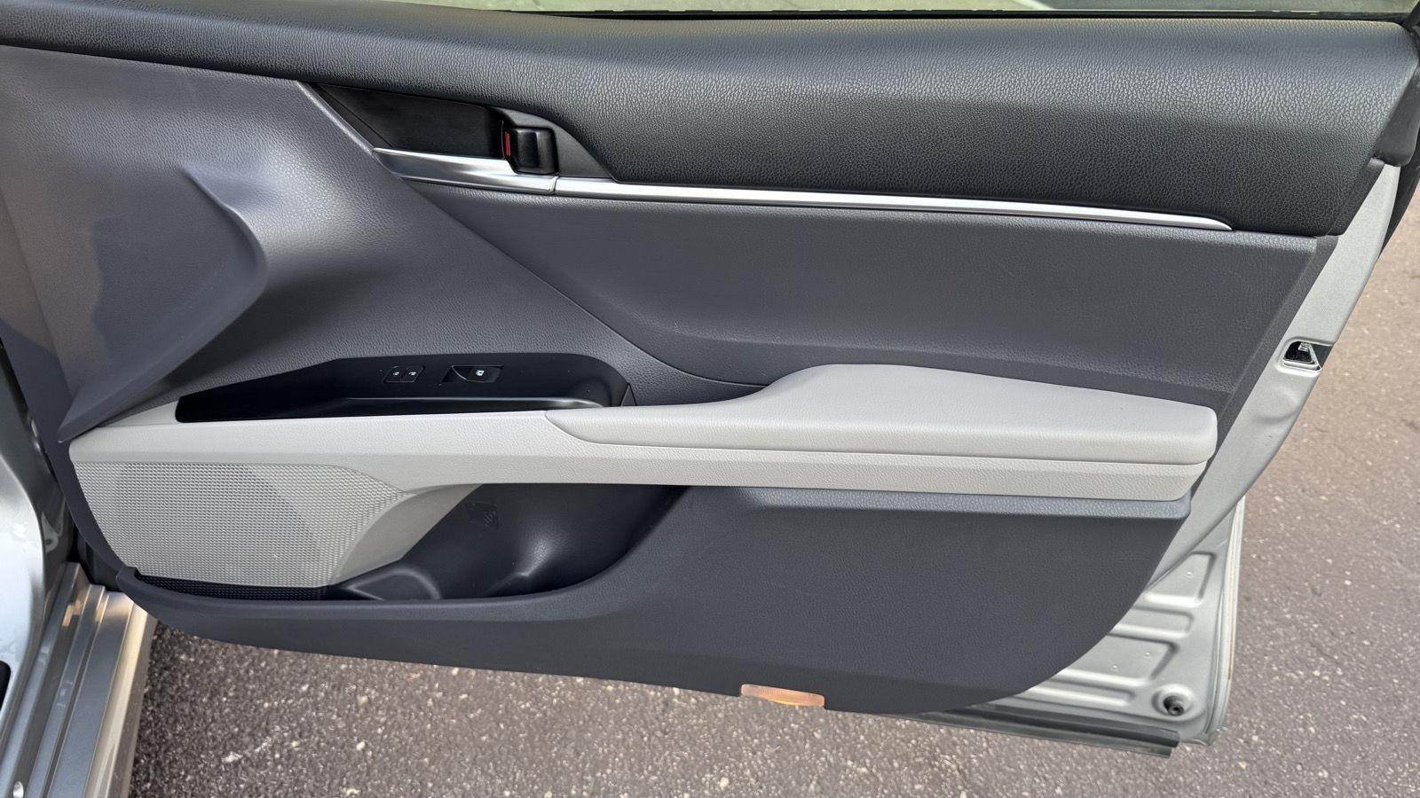Toyota Camry SE 2018