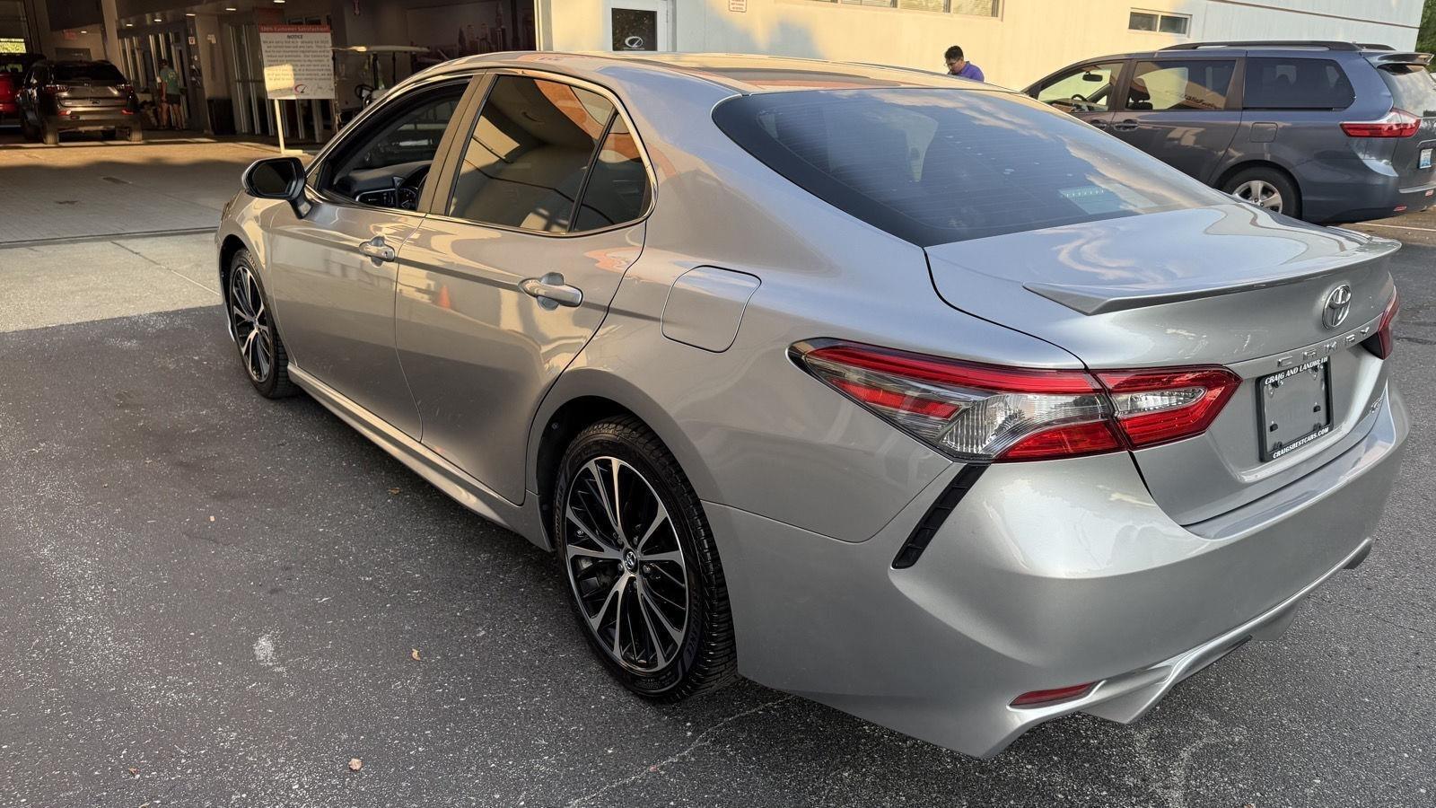 Toyota Camry SE 2018