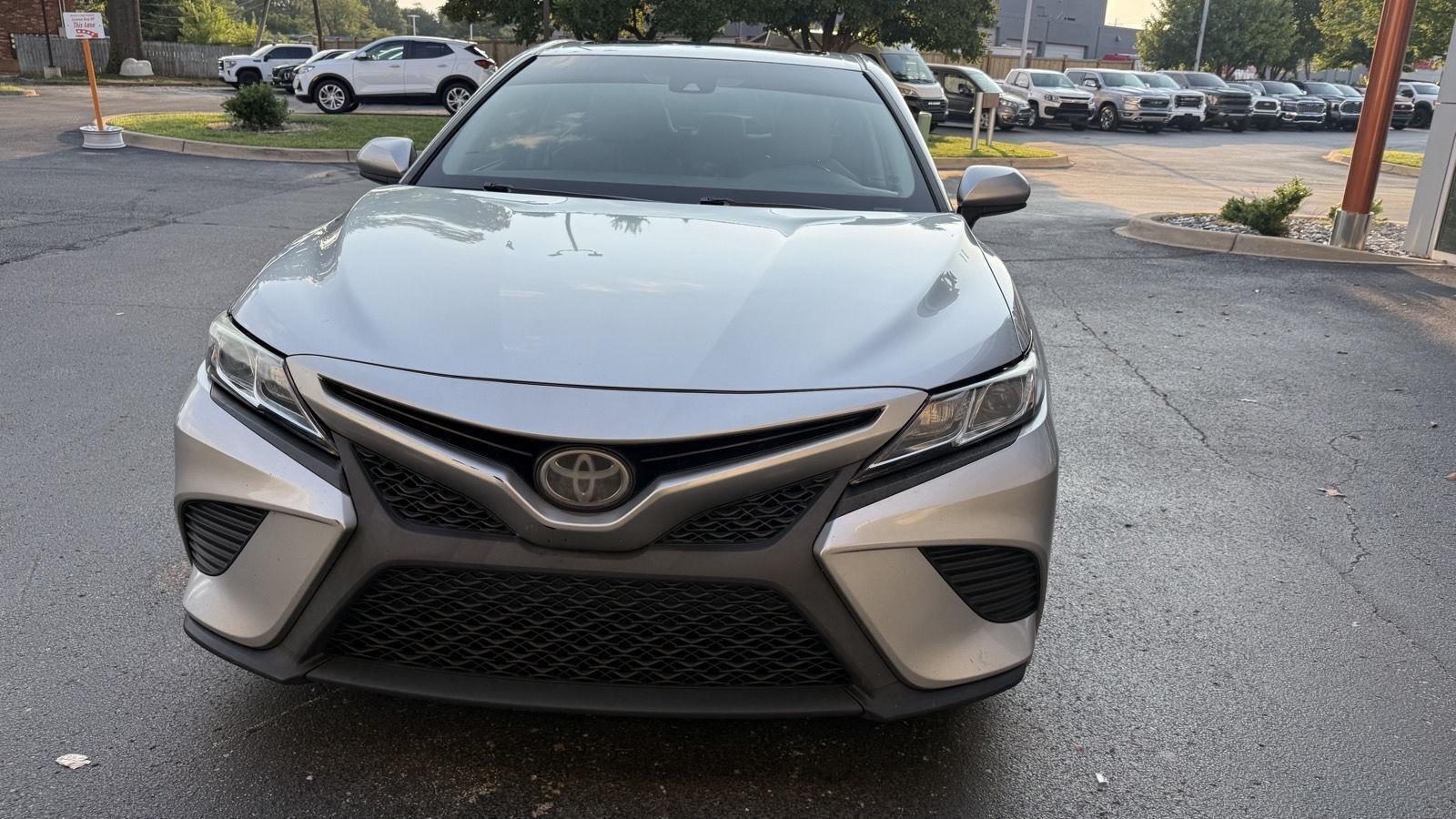 Toyota Camry SE 2018
